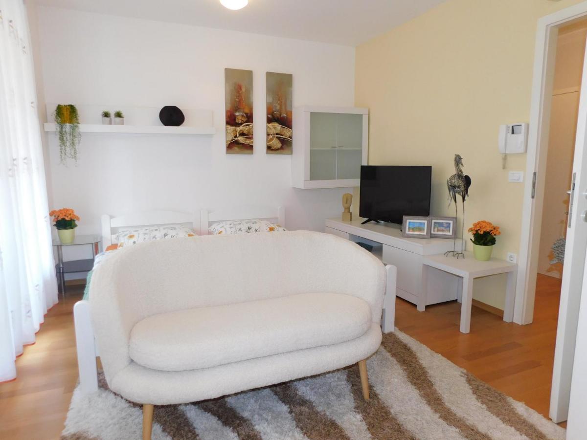 Apartma Minas Apartment Любляна Екстериор снимка